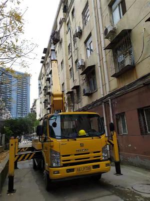 武漢高曼仁-路燈車出租-武漢路燈車出租