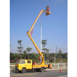 峻英捷高空車租賃公司(圖)、百色路燈車出租質(zhì)量好、路燈車出租