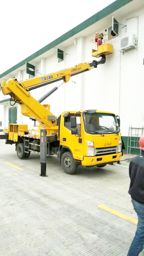 圖 成都高空作業車租賃 登高車 路燈車 升降車租賃 成都租賃