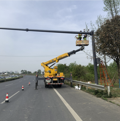 瀘州江陽區(qū)路燈車出租、瀘縣高空作業(yè)車出租