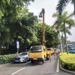 拓江小張專注路燈車高空車出租,全年不休,配專職司機