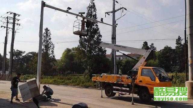 南京雨花臺周邊 酷易搜路燈車出租服務指南